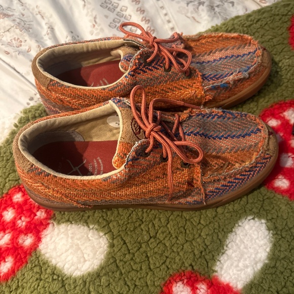 Twisted X - Picture 2 of 2